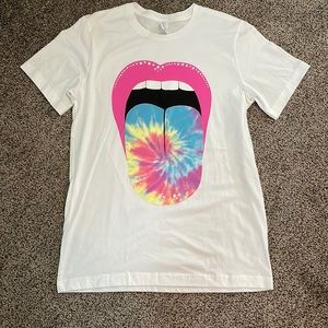 New graphic tee